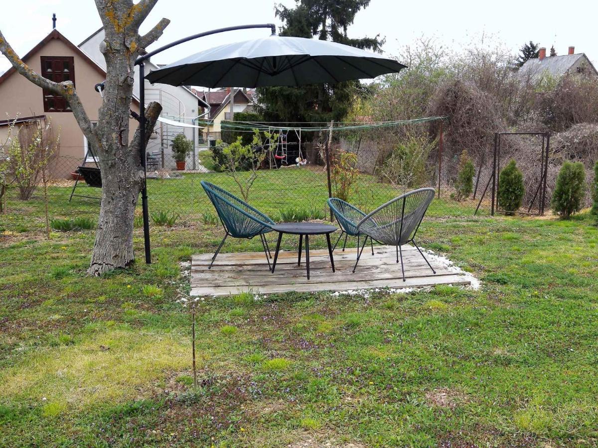 Apartments In Balatongyoeroek 34590 מראה חיצוני תמונה