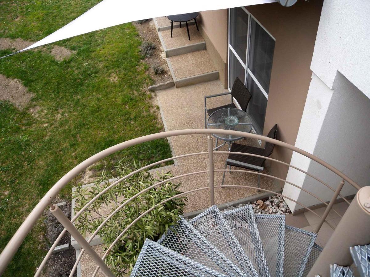 Apartments In Balatongyoeroek 34590 מראה חיצוני תמונה